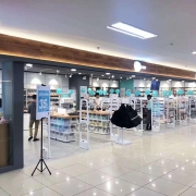 fast fashion lifestyle department store