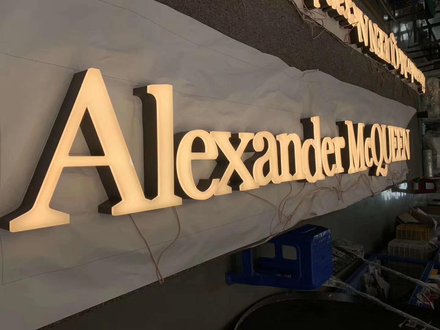 alexander mc queen illuminated sign